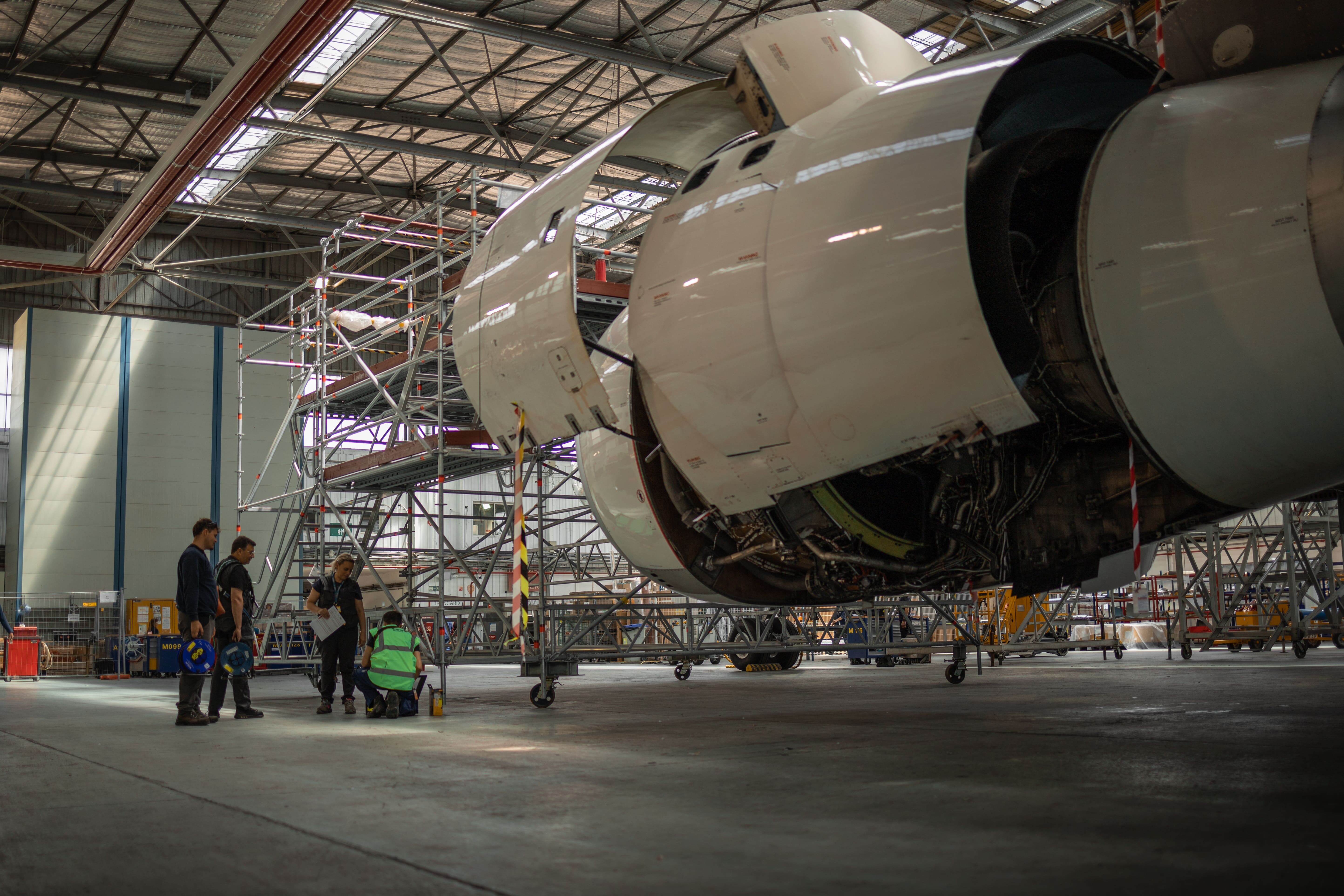 Les équipes de Sabena Technics Nîmes